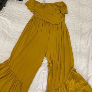 New Sleeveless Jumpsuit